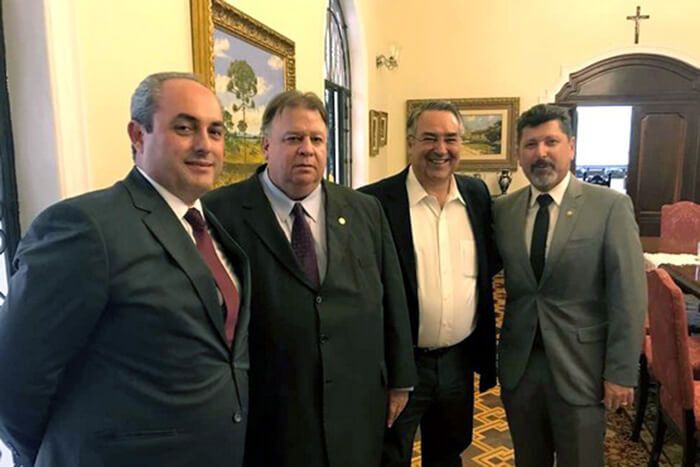 Homenagem ao Professor André Luiz Dacol